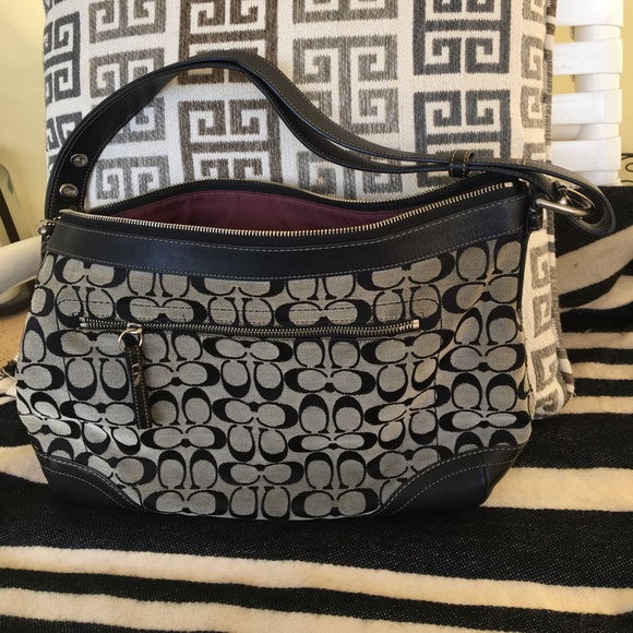 Coach bag - Picture 1 of 8